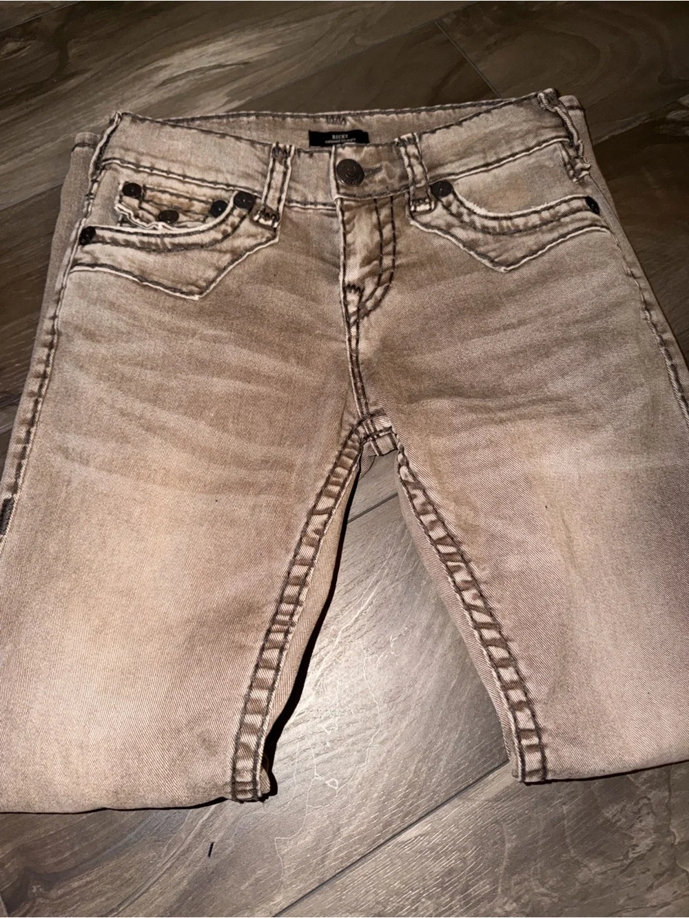 True Religion Ricky Super T Jimmy flap Jeans, Golden Fern color